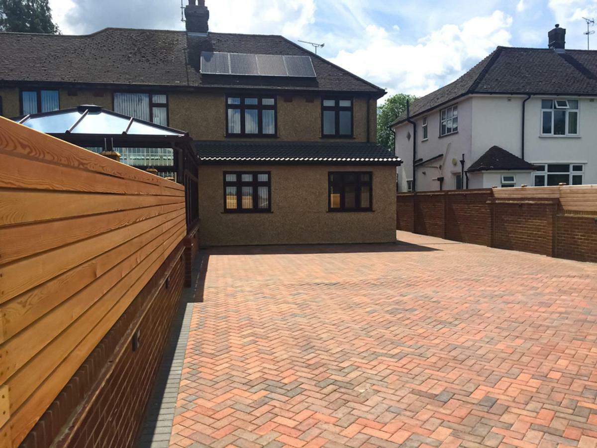 Cherish End Guest House Dunstable Exteriör bild